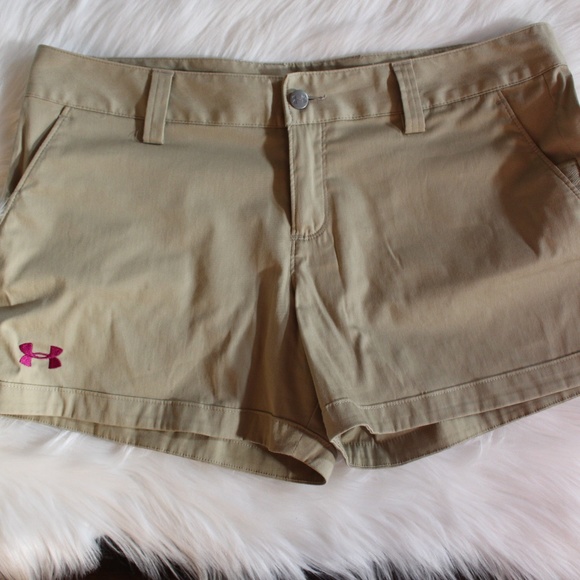 Under Armour, Performance shorts - Picture 1 of 7